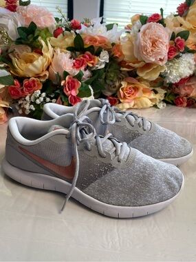 Nike Flex Contact Running Shoes Wolf Grey Rose Gold Women’s 8 Style 908995-006
